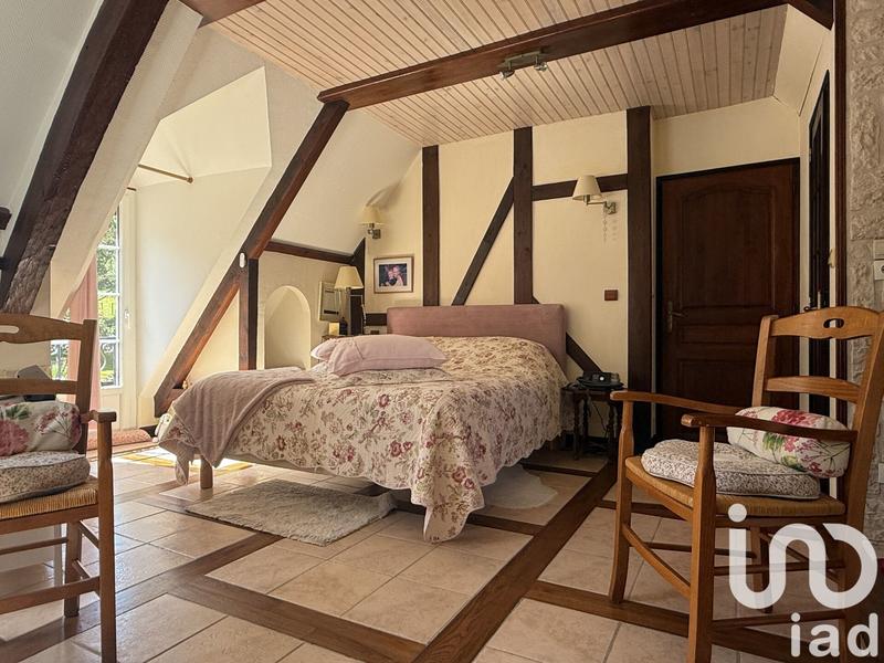 Maison - 387 m² - 10 pièces