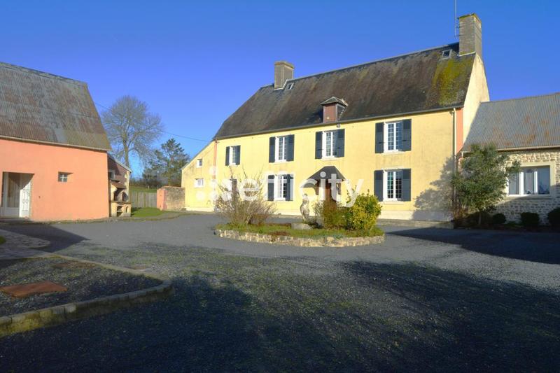 Maison - 210 m² - 7 pièces