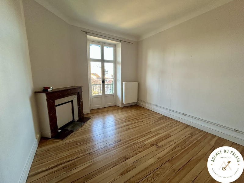 Appartement - 74 m² - 3 pièces