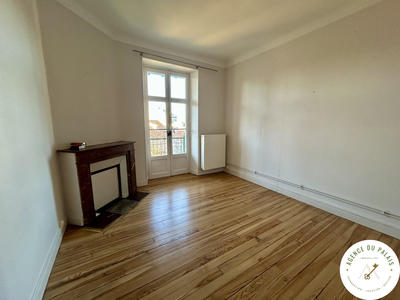 Appartement - 74 m² - 3 pièces