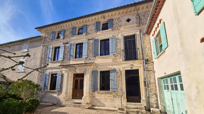 Maison - 278 m² - 7 pièces