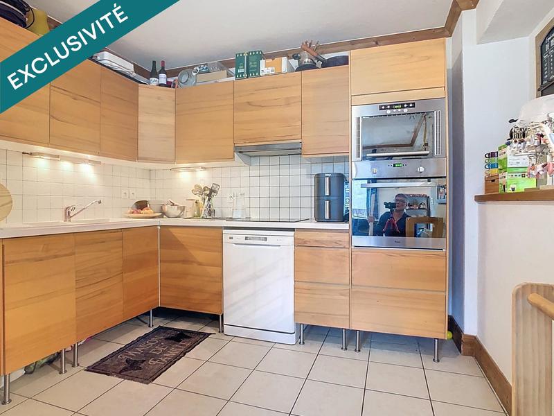 Appartement - 93 m² - 4 pièces