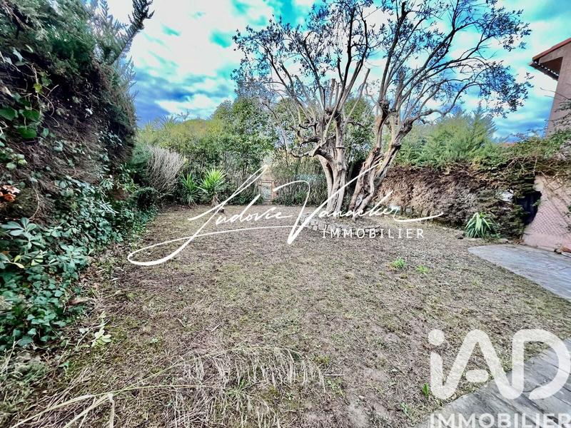 Maison - 103 m² - 4 pièces