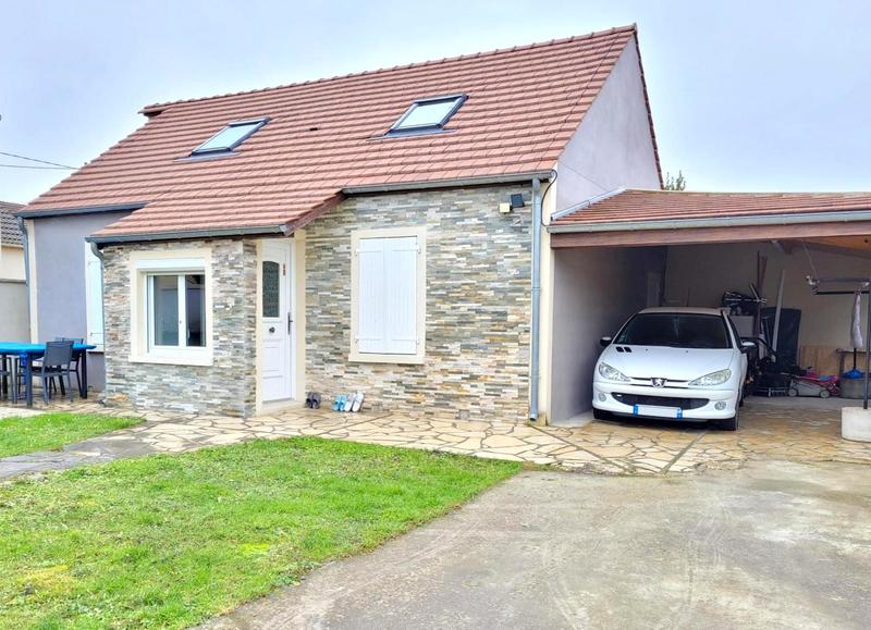 Maison - 74 m² - 4 pièces