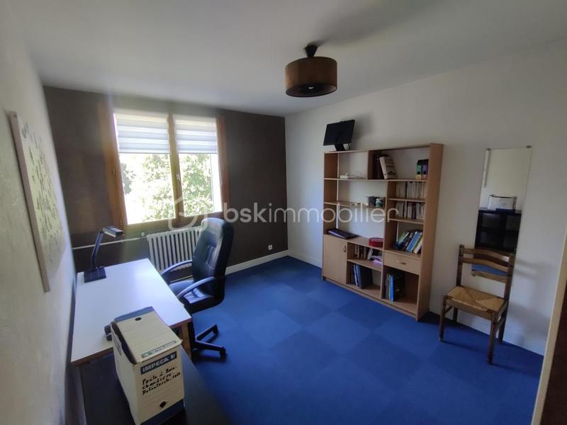 Maison jumelée - 115 m² - 4 pièces