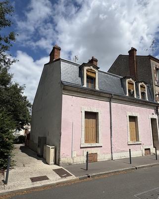 Maison - 136 m² - 7 pièces