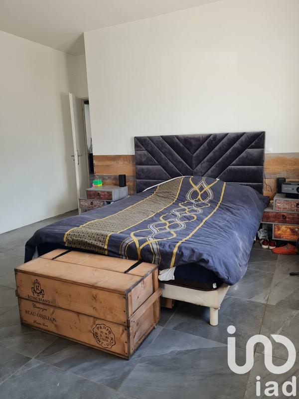 Maison - 370 m² - 9 pièces