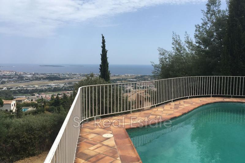 Villa - 217 m² - 7 pièces