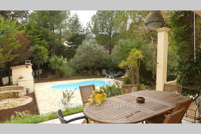 Villa - 160 m² - 6 pièces