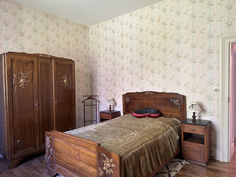 Maison - 160 m² - 8 pièces