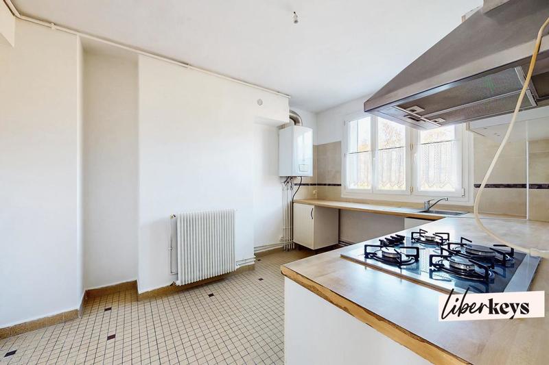 Appartement - 92 m² - 4 pièces