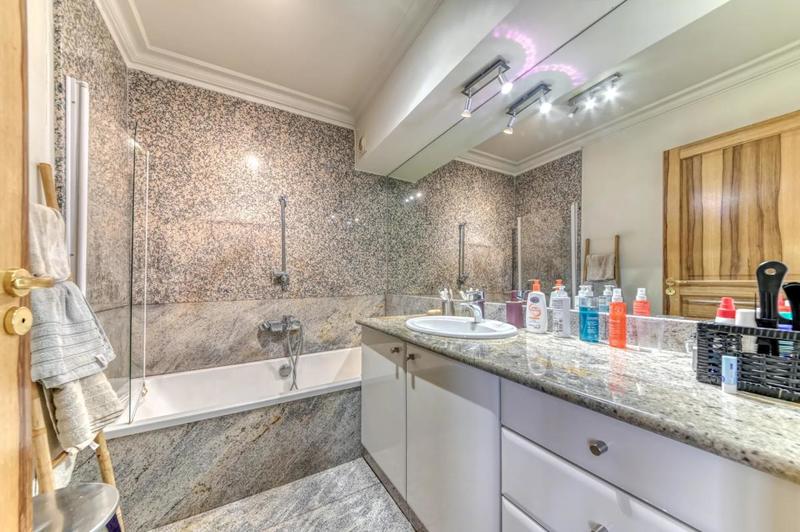 Appartement - 89 m² - 4 pièces