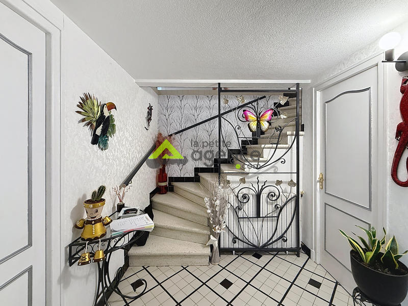 Maison - 135 m² - 5 pièces