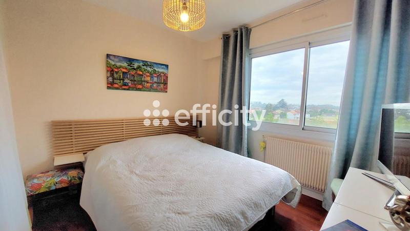 Appartement - 86 m² - 4 pièces