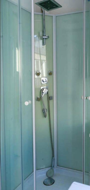 Studio - 25 m² - 1 pièce