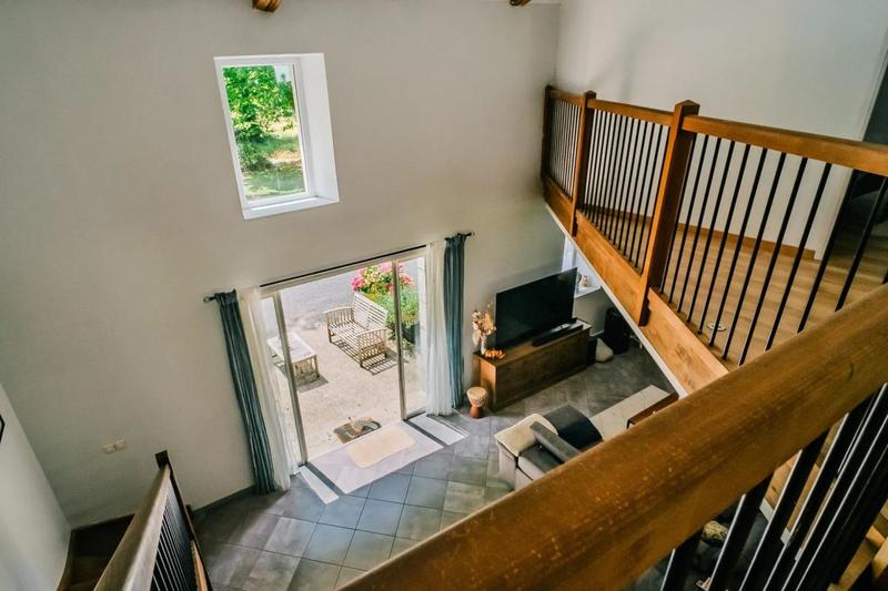 Maison - 180 m² - 6 pièces