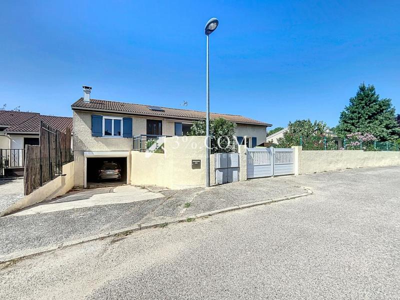 Maison - 122 m² - 5 pièces