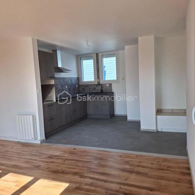 Pavillon - 74 m² - 4 pièces