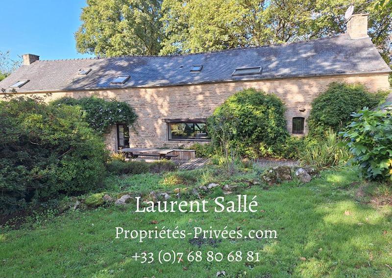 Maison - 215 m² - 8 pièces