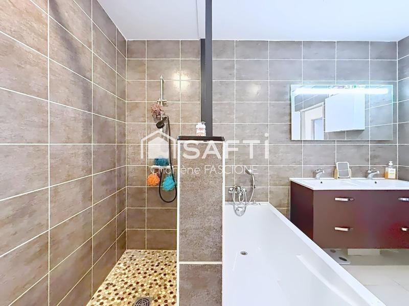 Maison - 126 m² - 4 pièces