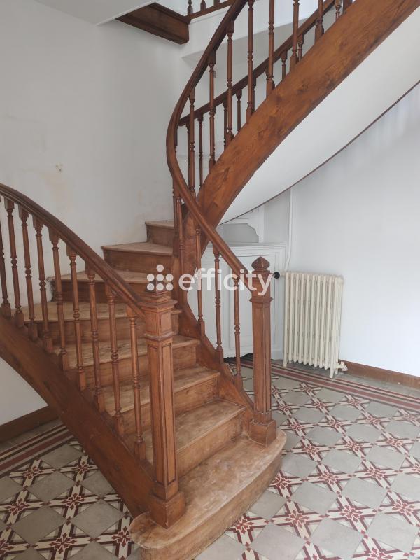 Maison - 178 m² - 6 pièces