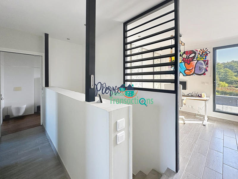 Maison contemporaine - 167 m² - 6 pièces