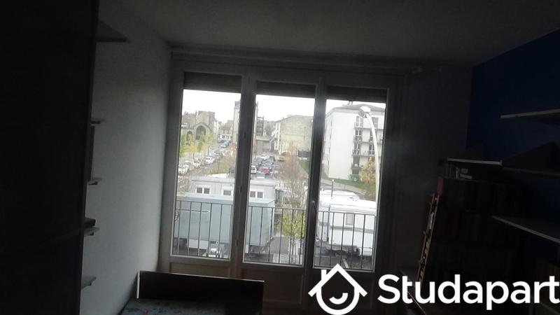 Chambre - 10 m² - 1 pièce