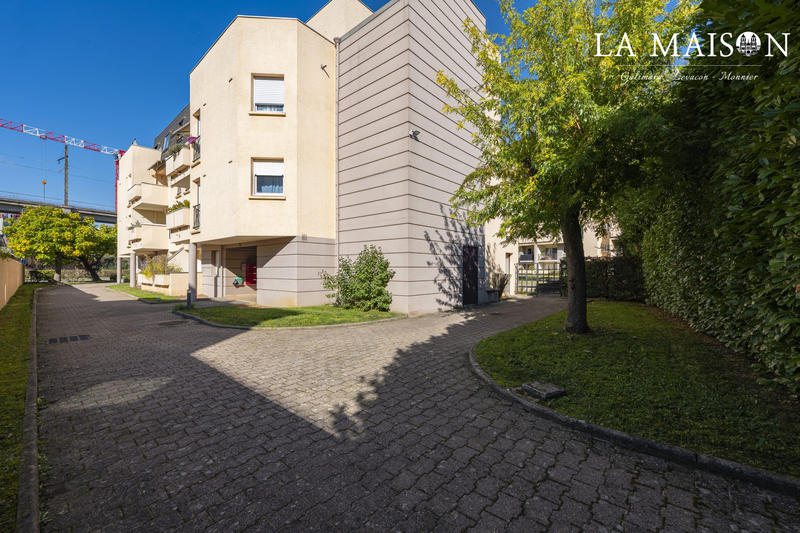 Appartement - 78 m² - 4 pièces