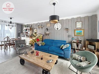 Maison - 121 m² - 6 pièces