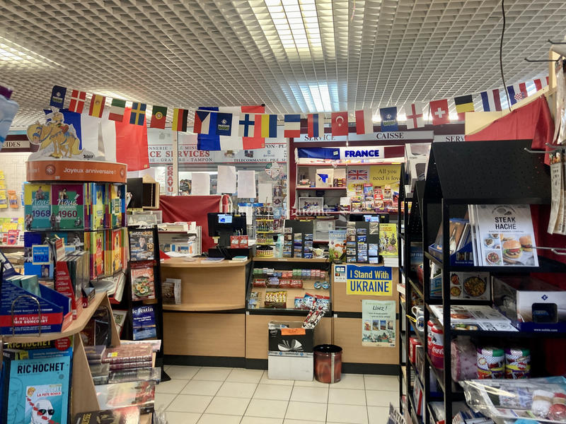 Fonds de commerce - Magasins - 120 m²