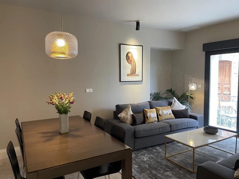 Maison - 615 m² - 16 pièces