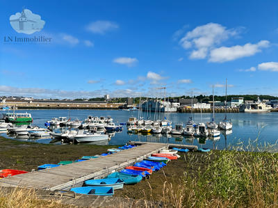 Maison - 150 m² - 9 pièces