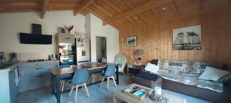 Maison traditionnelle - 165 m² - 5 pièces