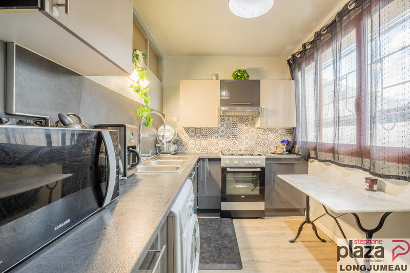 Appartement - 82 m² - 5 pièces