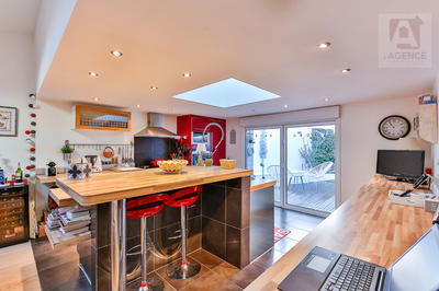 Maison - 183 m² - 5 pièces