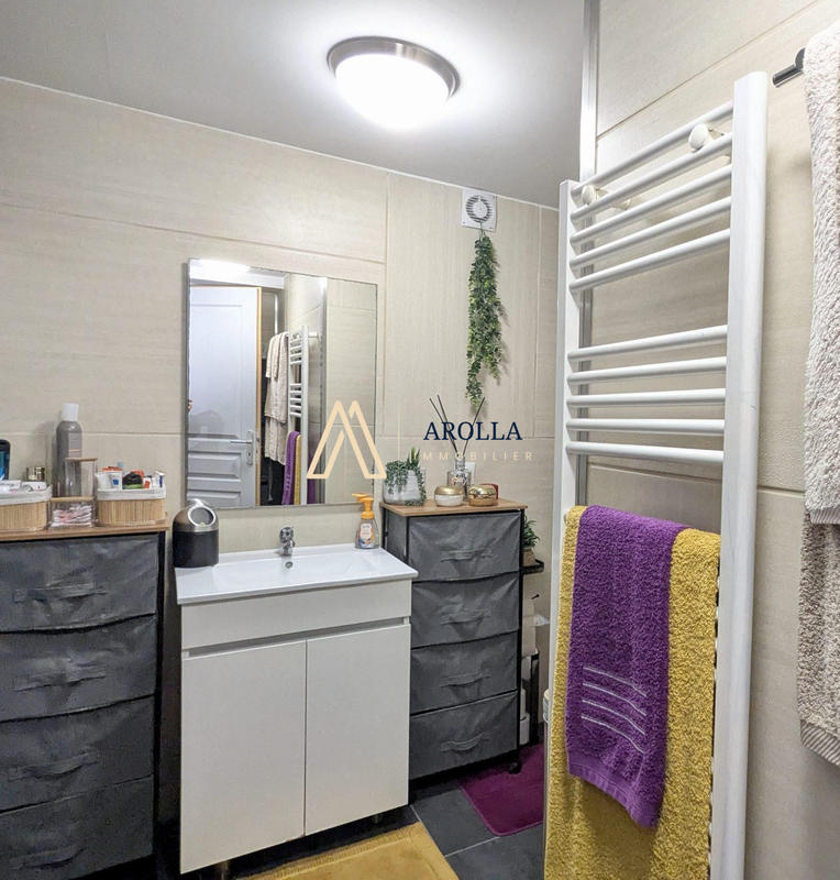 Appartement - 85 m² - 4 pièces