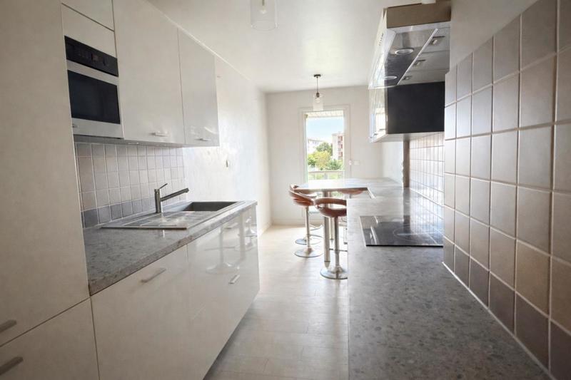 Appartement - 117 m² - 5 pièces