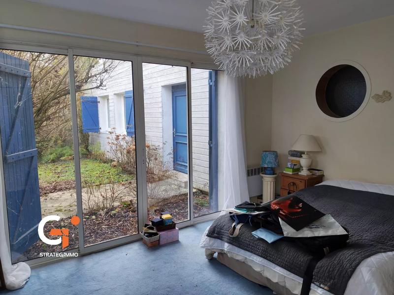 Maison - 180 m² - 7 pièces