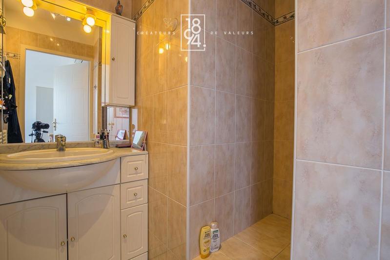 Appartement - 145 m² - 5 pièces