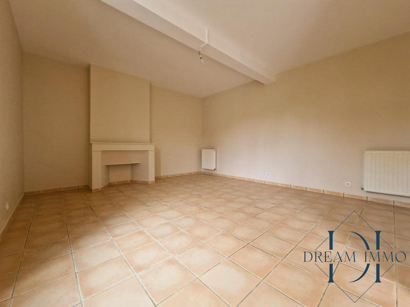 Maison - 213 m² - 9 pièces