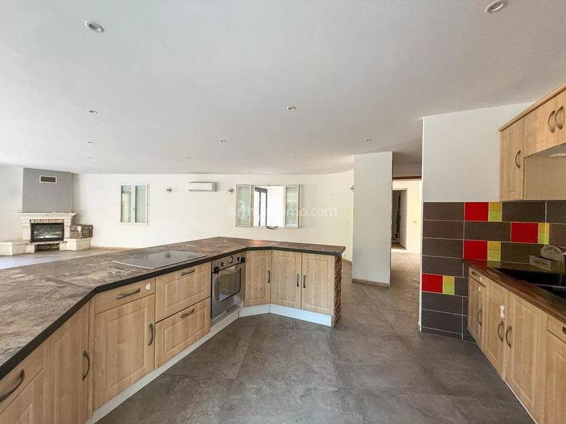 Maison - 174 m² - 5 pièces