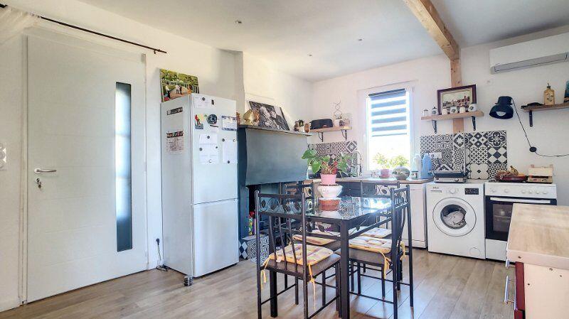 Maison - 180 m² - 7 pièces