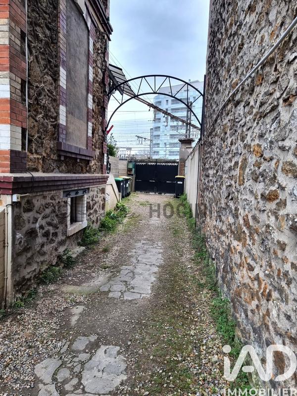 Studio - 30 m² - 1 pièce