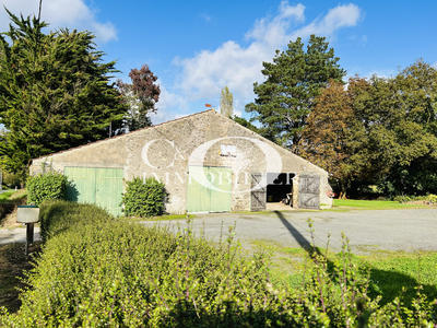 Maison - 176 m² - 9 pièces