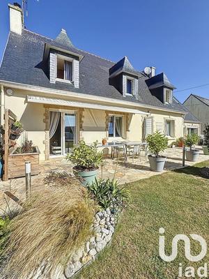 Maison - 149 m² - 8 pièces