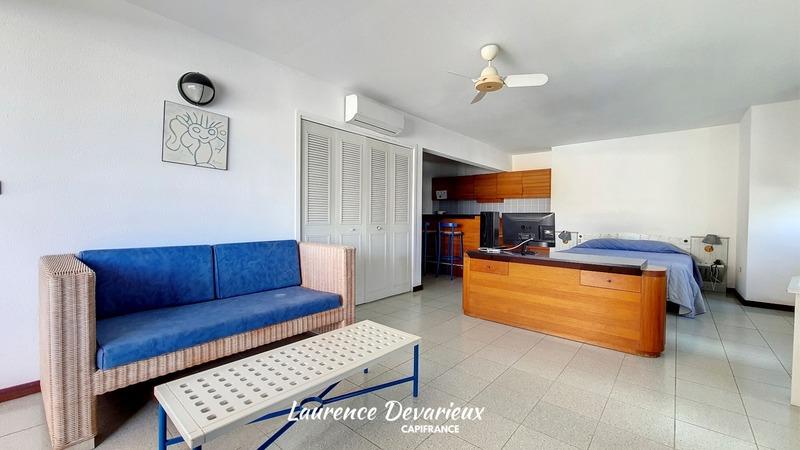 Immeuble - 1 130 m² - 22 pièces