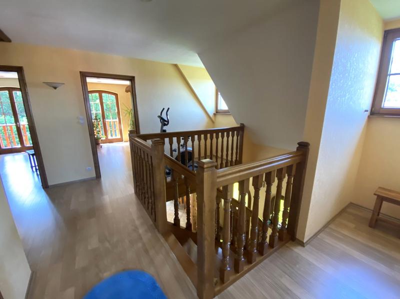 Maison traditionnelle - 243 m² - 6 pièces
