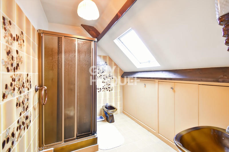 Maison - 151 m² - 5 pièces