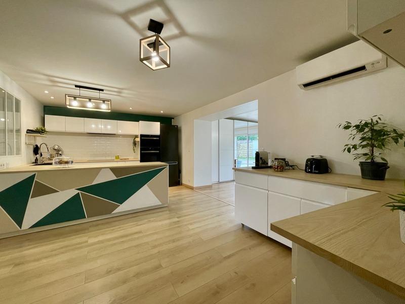 Maison - 143 m² - 5 pièces