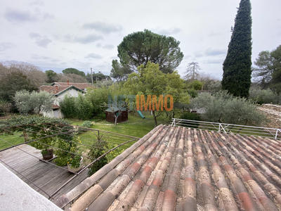 Villa - 281 m² - 12 pièces